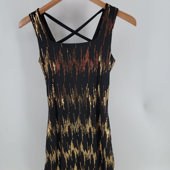 ✨ Carrie Allen Gold Sequin Bodycon Mini • Women’s S • Party • NYE • Clubwear - Picture 3 of 7